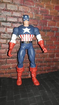 2007 Marvel Legends Captain America action figure