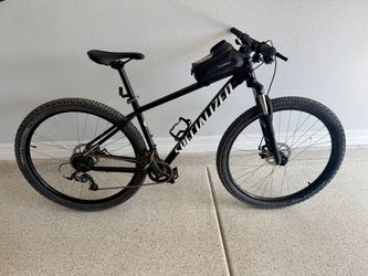 Bicycle for sale. Specialized Rockhopper