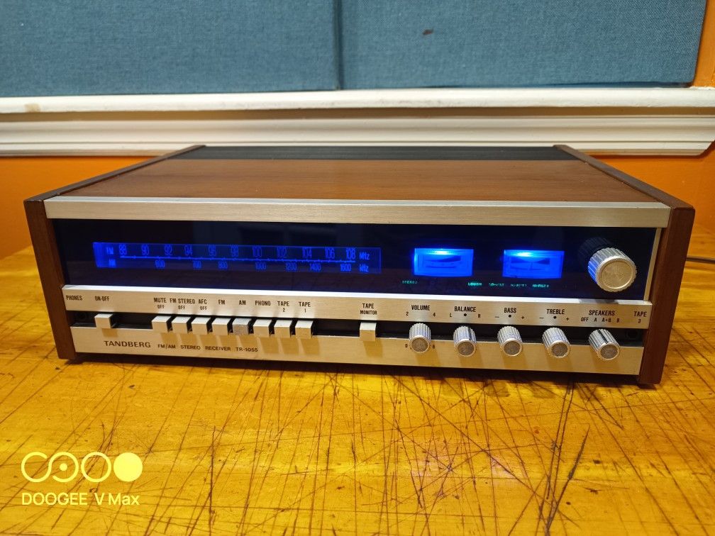 Tandberg TR 1055 Receiver. Rare Vintage