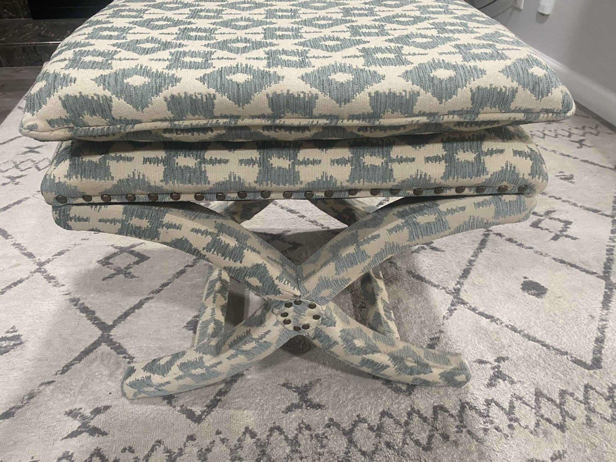 Chair/stool