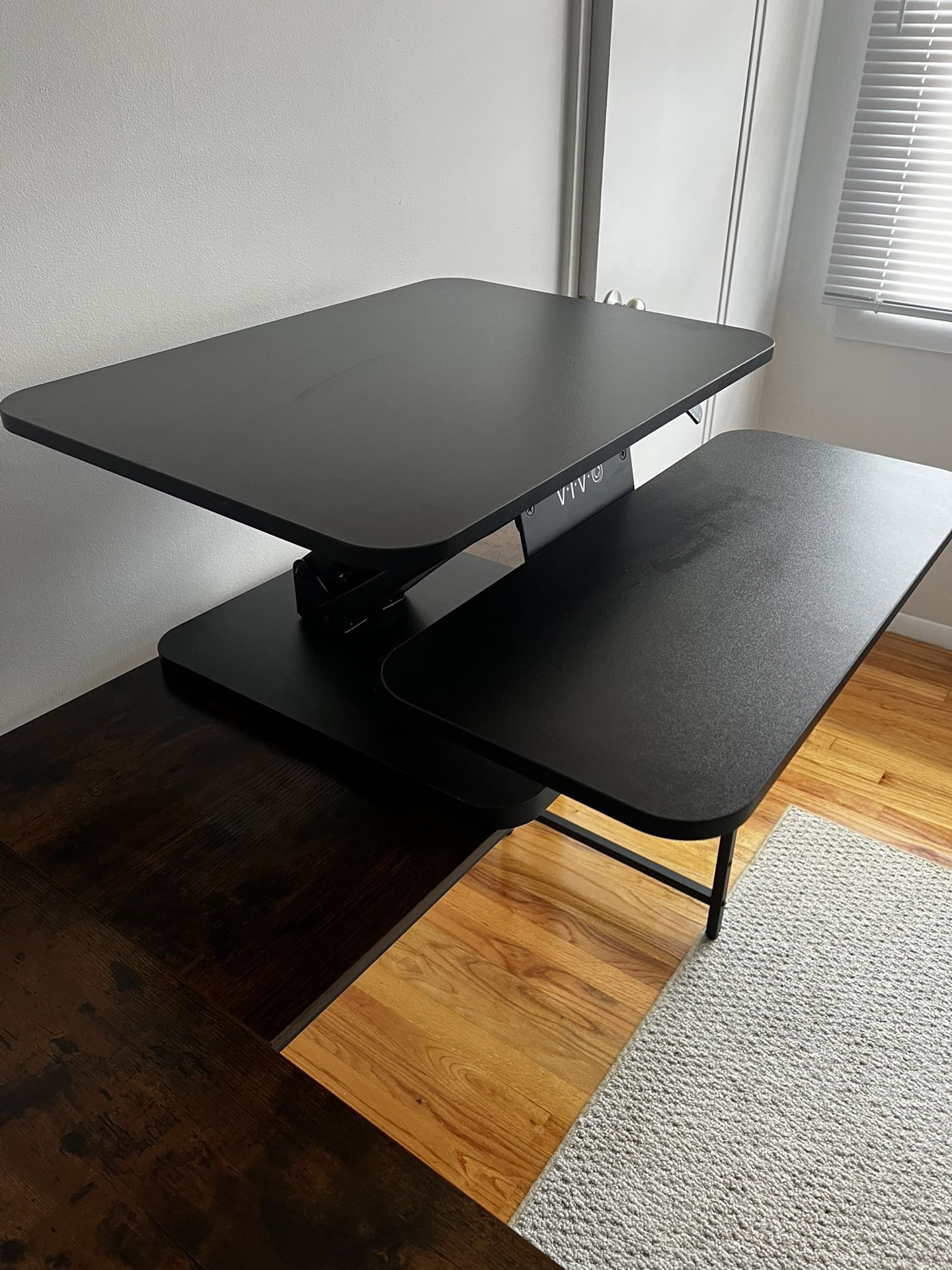 VIVI Desk Riser