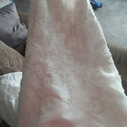 Wedding Gown Brand NEW 