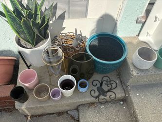 Mixed Lot of Planters and Garden Decor