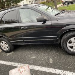 FOR SALE: 2006 Kia Sorento LX – Great for Repair or Parts (Starts & Runs!) 