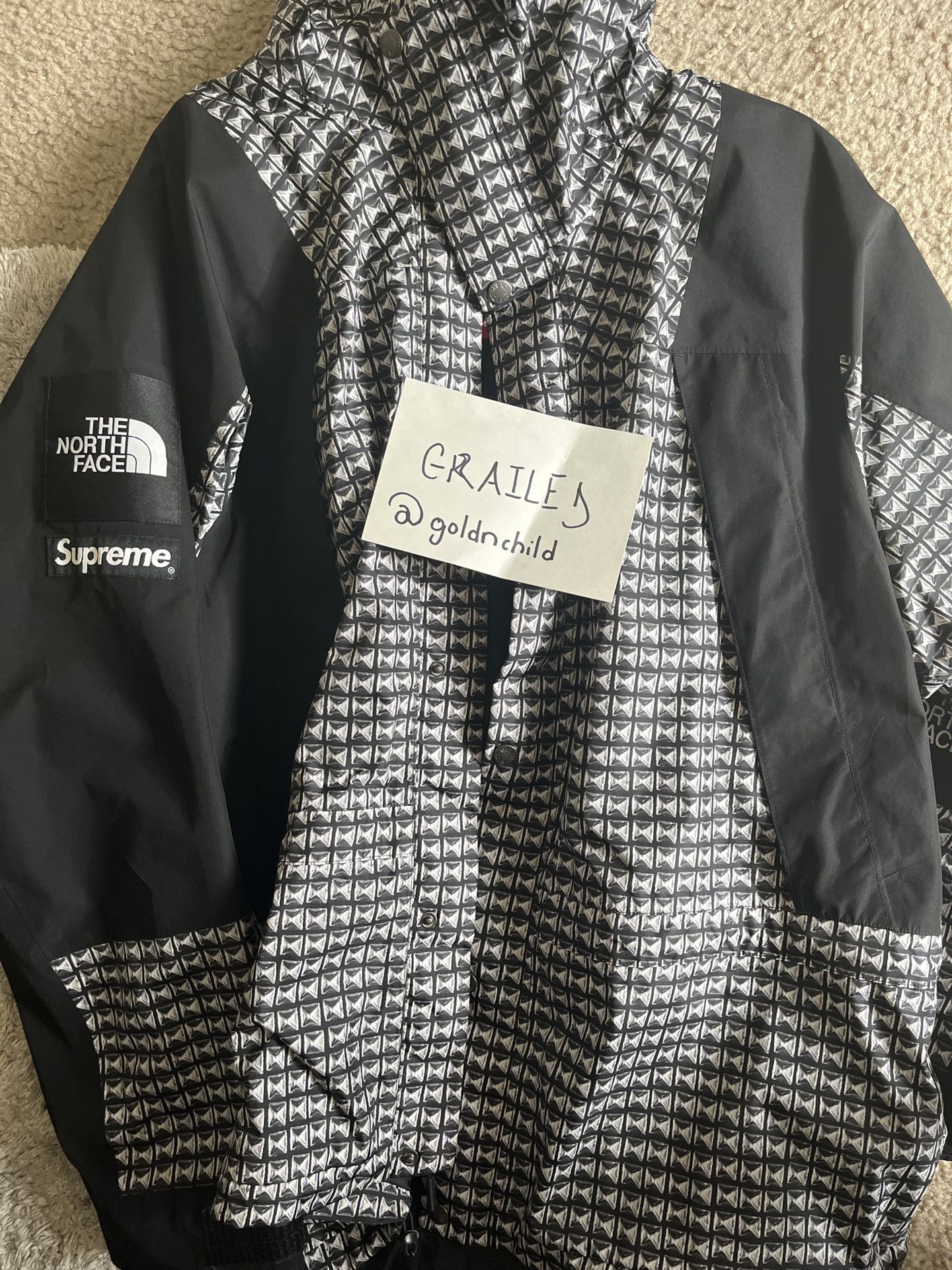 Supreme Supreme The North Face Studded Mountain Light Jacket 