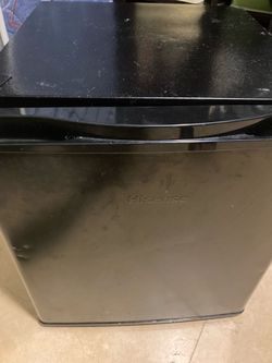 Mini fridge