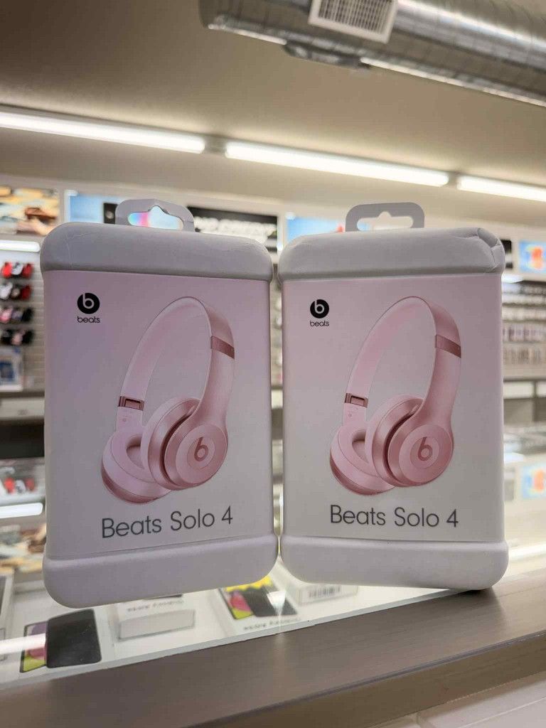 Beats Solo 4