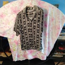 Men's Button down Shirt XL