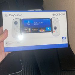 Back Bone For iPhone Can Play Games Wit Your Phone Connected To It 