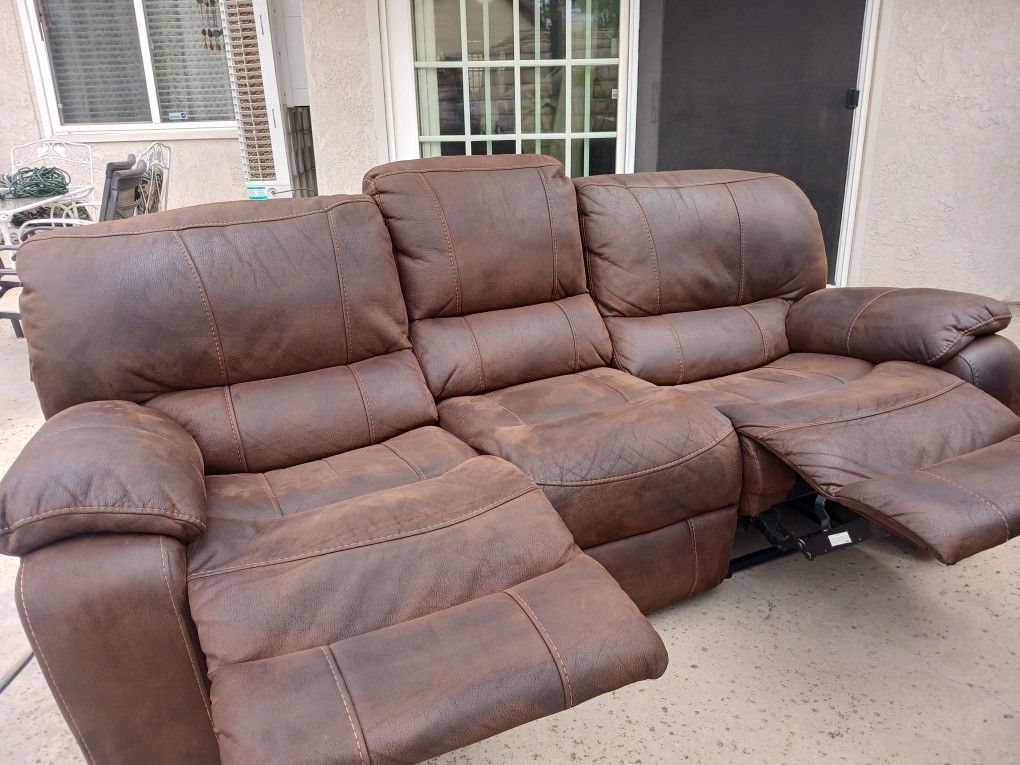 Couch Sides Recline