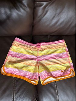 Rare Nike Fit Dry Hearts Shorts Size XS