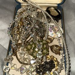 Vintage Costume Jewelry 