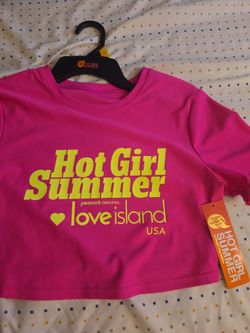 Love Island - Crop Top