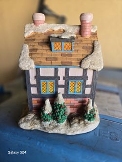 Ceramic House Decoration 
