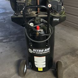 Vertical Air Compressor 