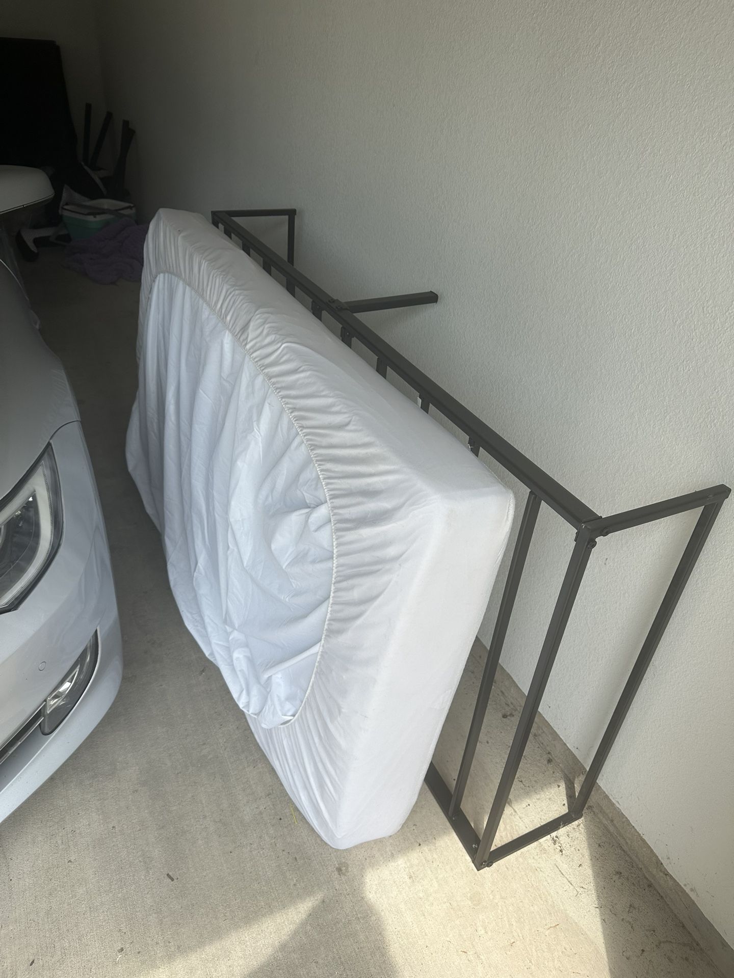 Twin Bed With Bed frame