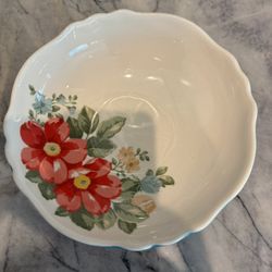 2 Pioneer Woman Items Dish And Sugar Pot 