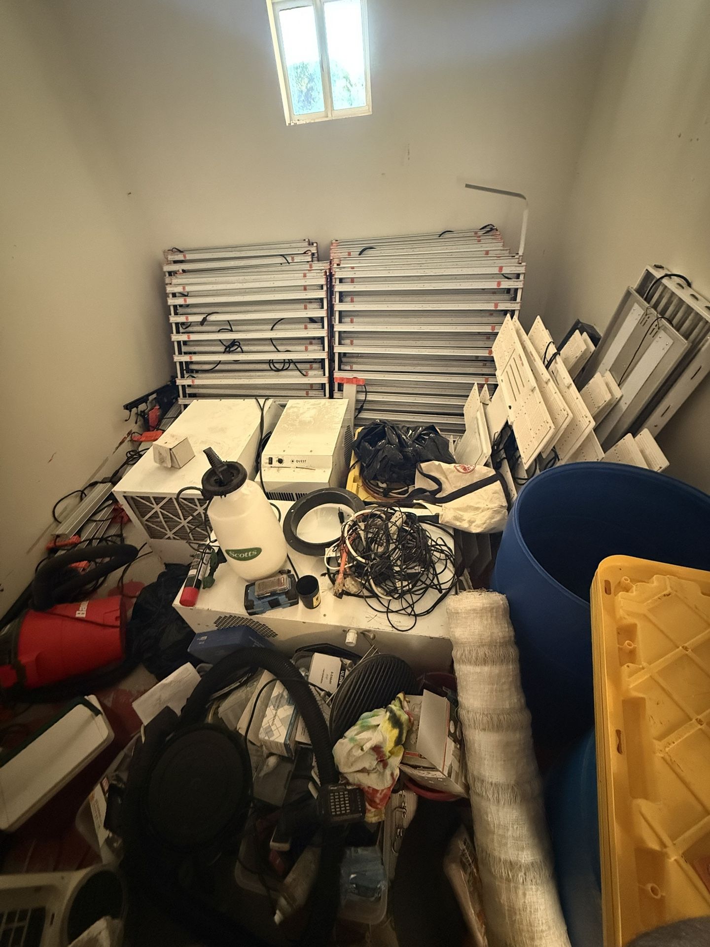 Cannabis Cultivation … Everything Must Go Over 100k Of Equipment 