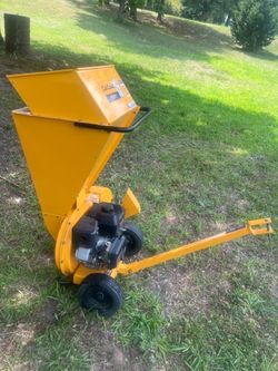 Cub Cadet CS 2210 Chipper Shredder
