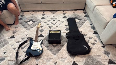 Electric Guitar Bundle with Amp and Gig Bag