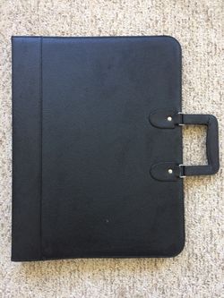 22x17 Portfolio Case