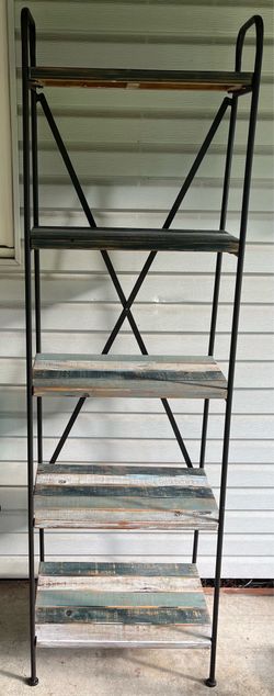 Shelf