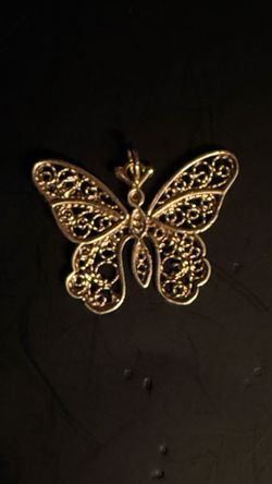 14kt Butterfly pendant/charm