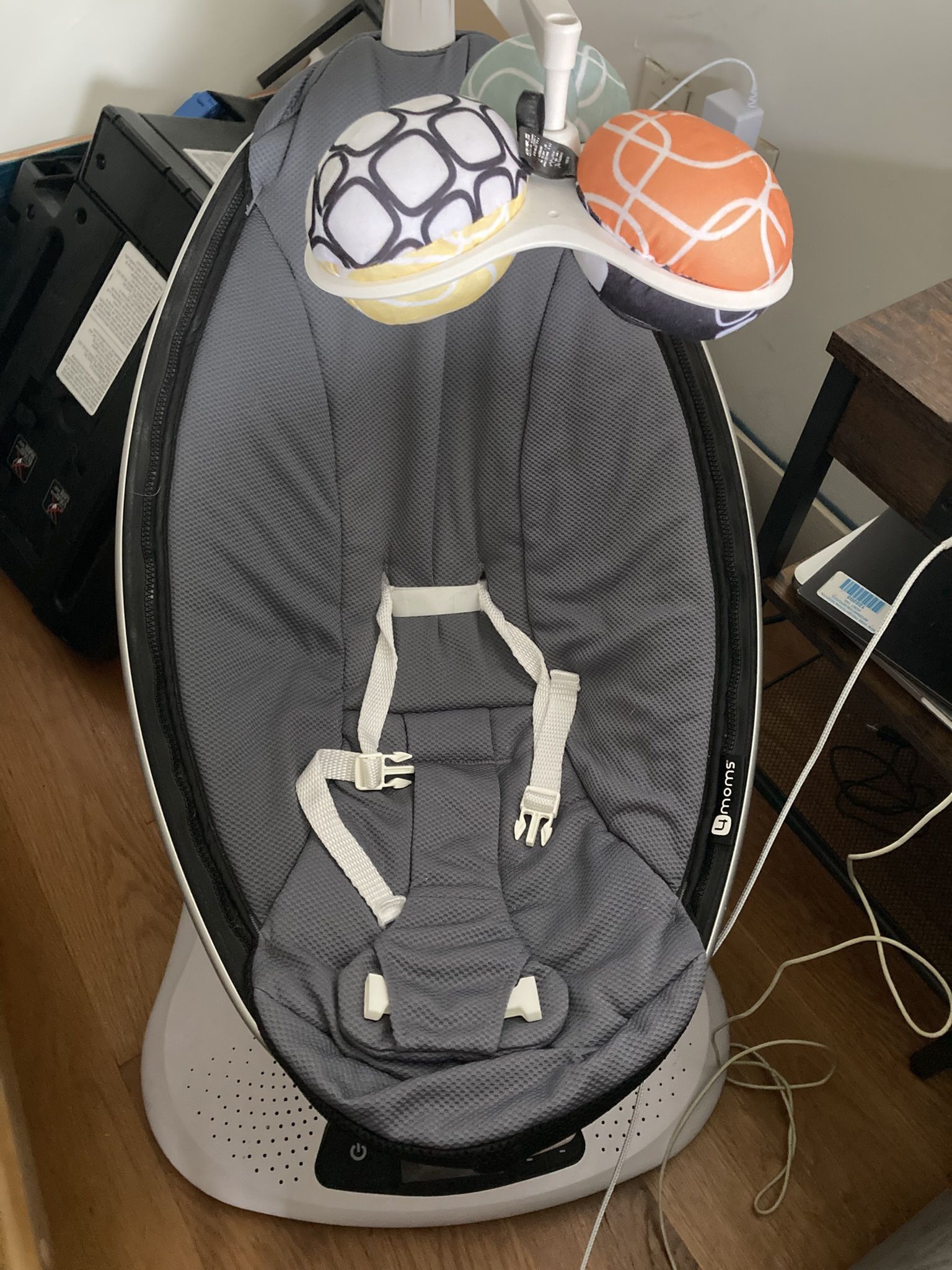Mamaroo Baby Swing