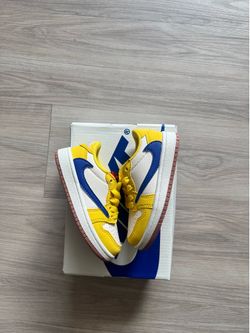 Size 8C jordan 1 low