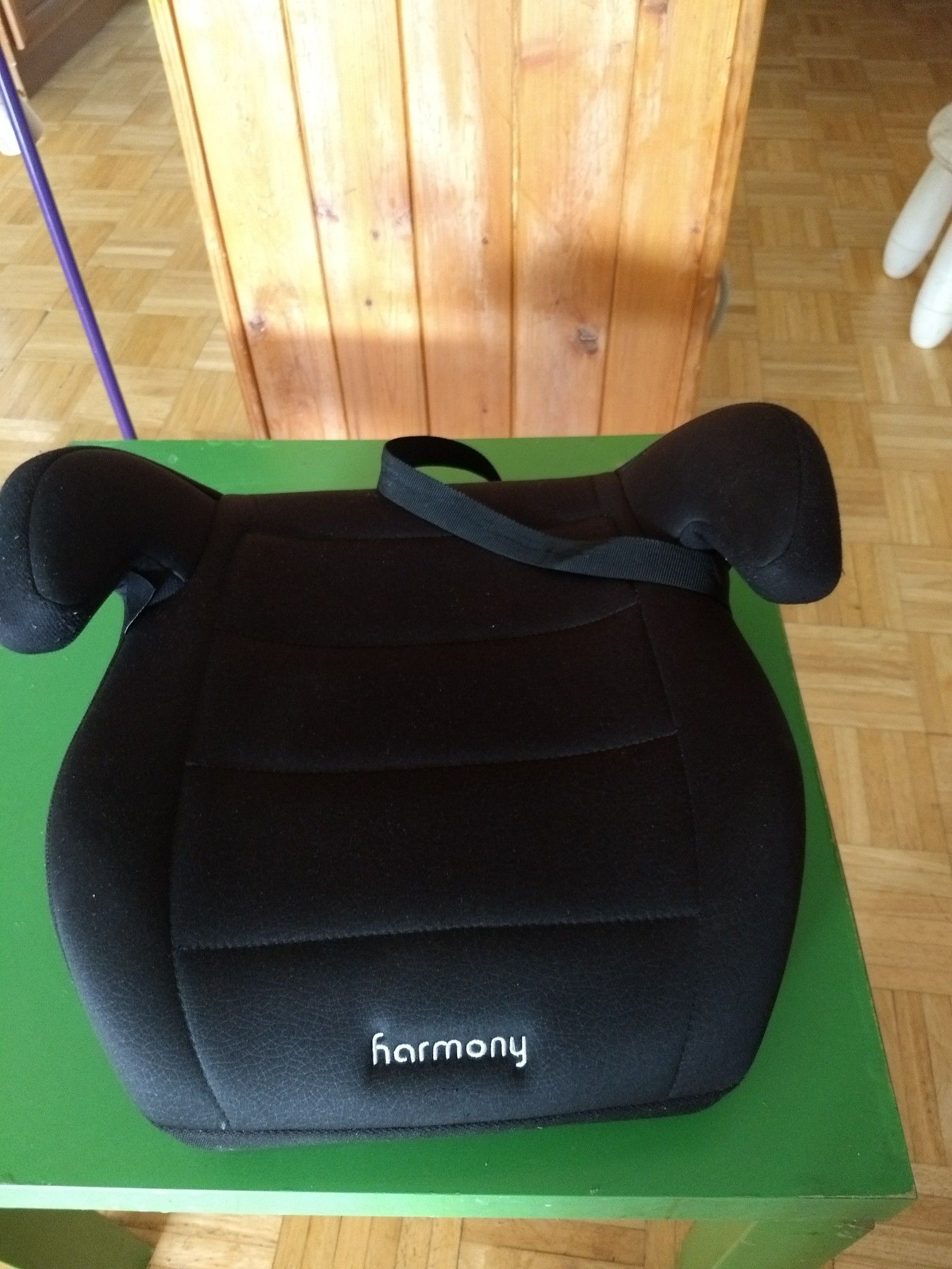 Harmony booster seat