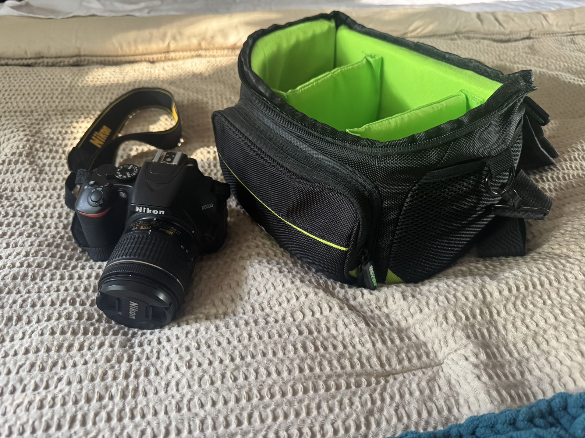Nikon Camera D3500