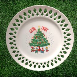 Vintage Berggren Traynor “God Jul” Porcelain Decorative Christmas Plate 