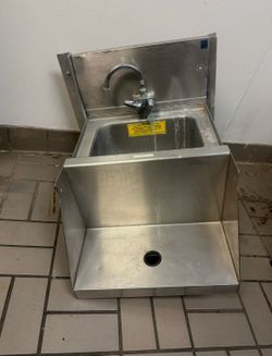 Comercial sinks
