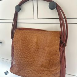 Exquisite Haüssman Ostrich Leather Handbag -Timeless Elegance.