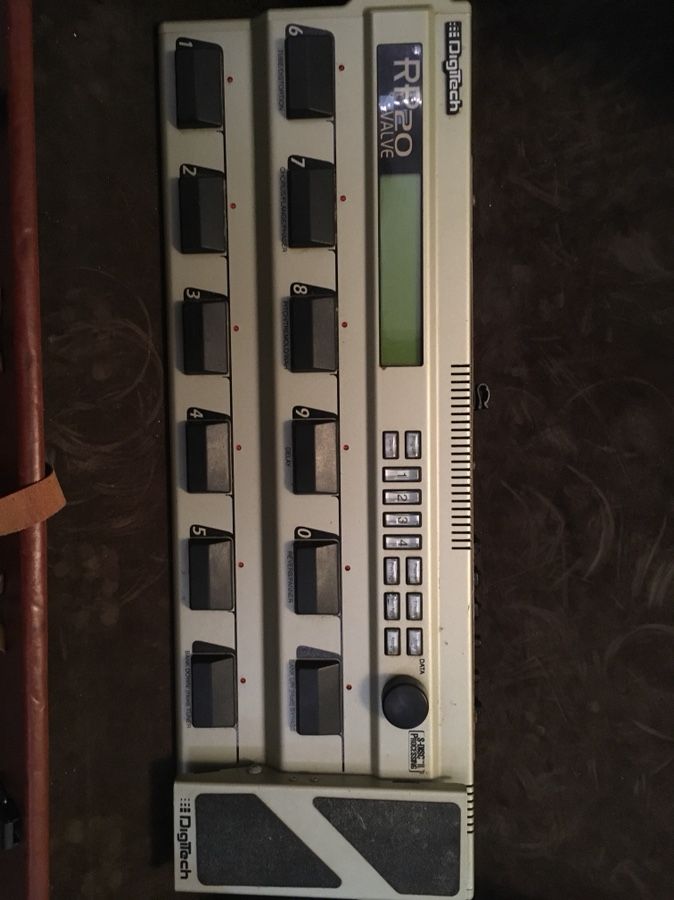 Digitech RP 20 valve s Disc ll processing with case