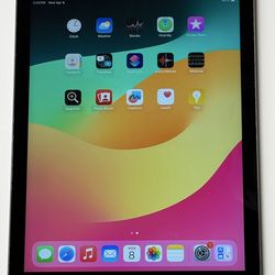Apple iPad 6 6th Generation  9.7” 128GB Wi-Fi Tablet Space Gray