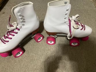 Chicago Women's Rink Roller Skates
