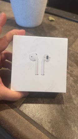 2nd Generation iPods Never Opened