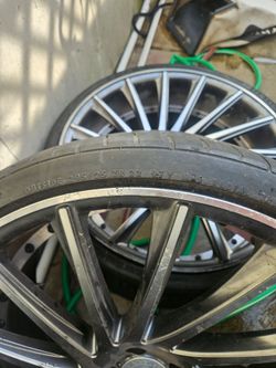 22" rims/ staggered