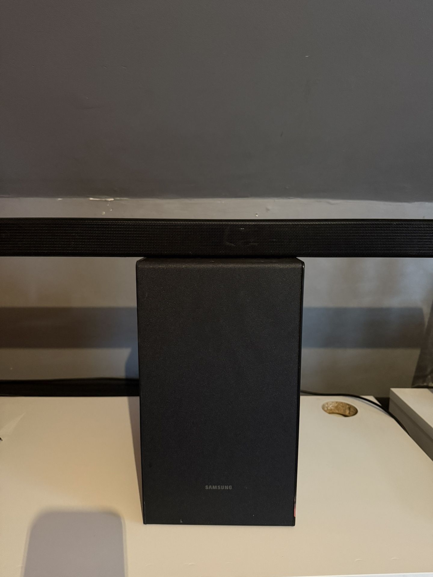 Samsung Soundbar $ Subwoofer 