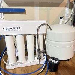 Nearly Brand New Water Filter System