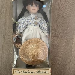The Heirloom Collection 16-inch Porcelain Doll