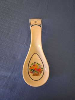 Ceramic spoon rest