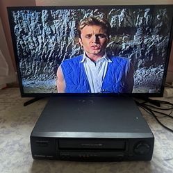 Gold Star VHS VCR Cassette Player Tested Working