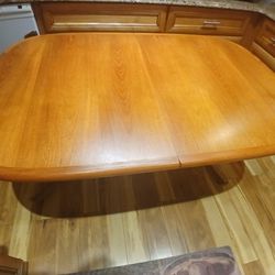 Kitchen Table With 6 Chairs