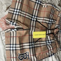 Burberry Shorts 