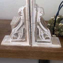 Book Ends Corbels
