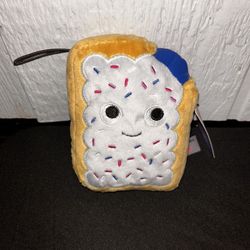 Kidrobot Yummy World Blueberry Pastry Tart small 5-inch plush