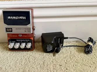 Digitech Hardwire DL-8 Delay/Looper Guitar Effects Pedal P-30882 With Adapter