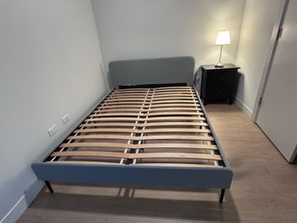 Bed frame Queen Upholstered Metal Light Gray